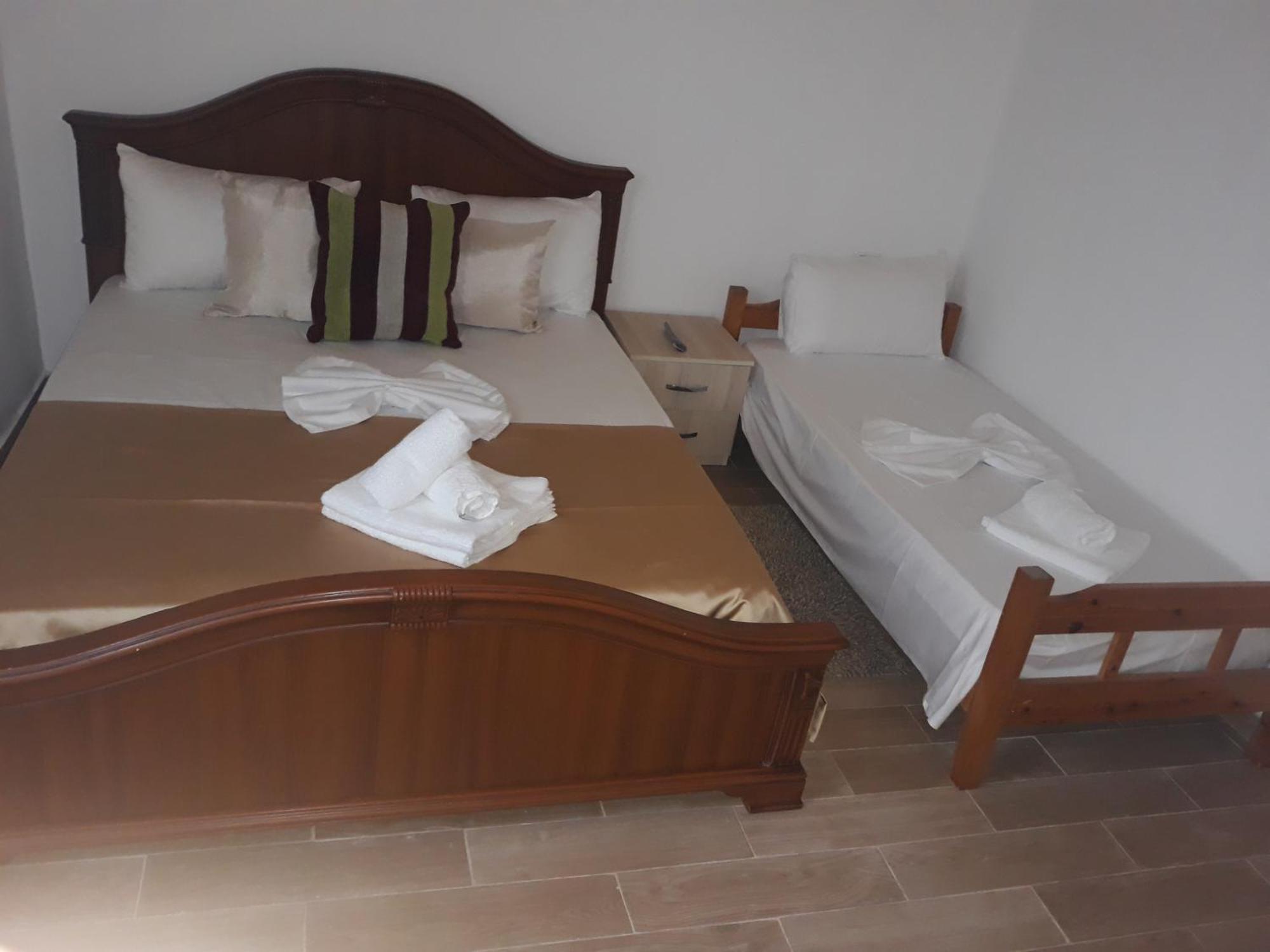 Vila Disha Tirana Zimmer foto